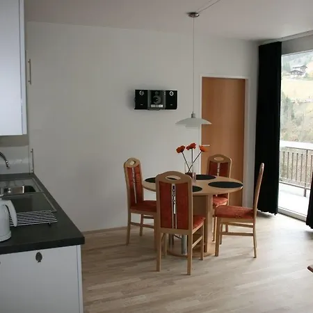 Haus Lothringen By Alpentravel Lägenhet *