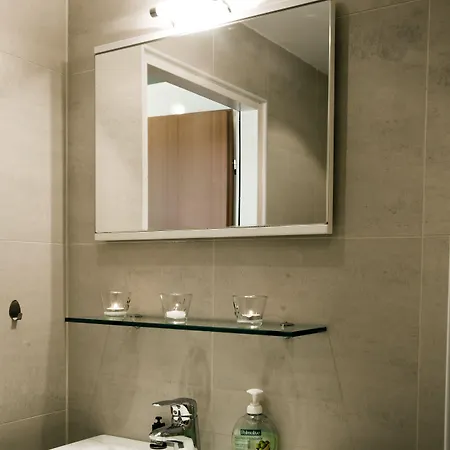 Haus Lothringen By Alpentravel Lägenhet *